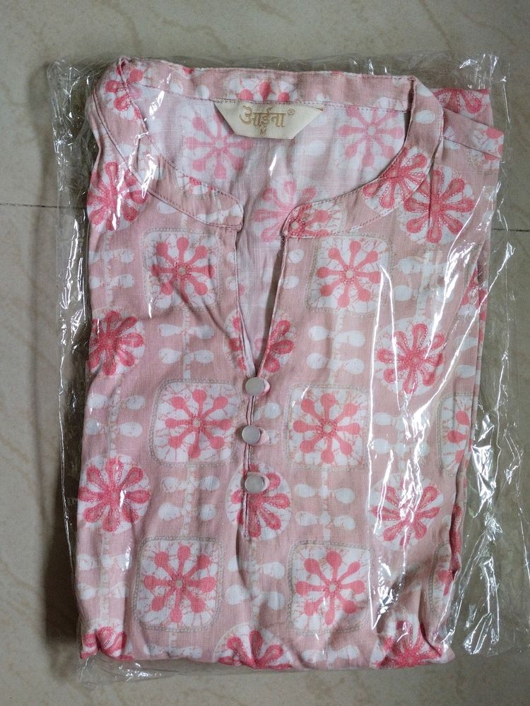 आईना  Brand Pure Cotton Kurti