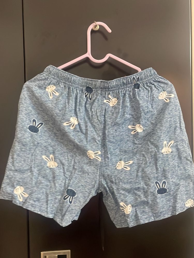 Clearance Sale On Women Shorts