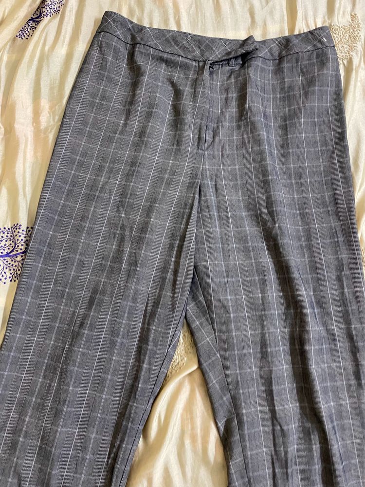 PLAID TROUSERS