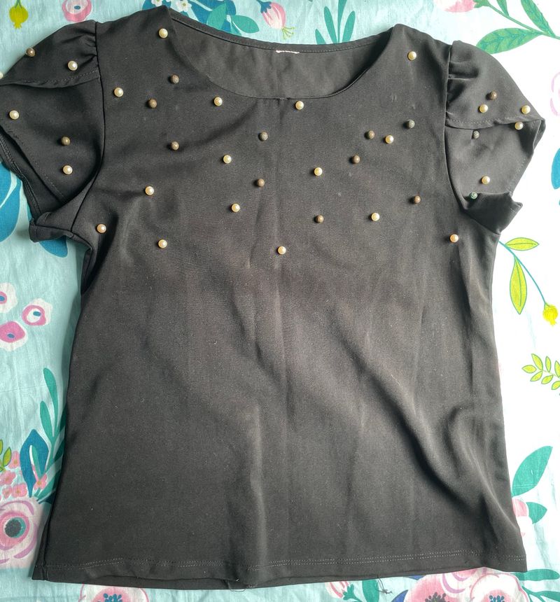 Pearl Black Top