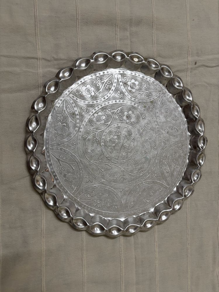 (Silver)Decorative Round Platted Finished Tray