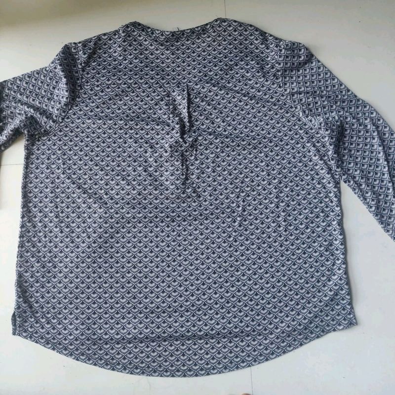 H&M Casual Top In XL