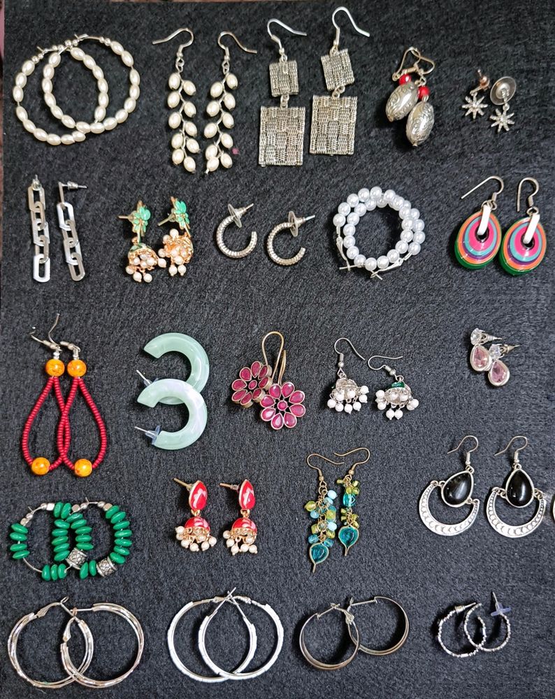 Earings Set: 23 Pairs