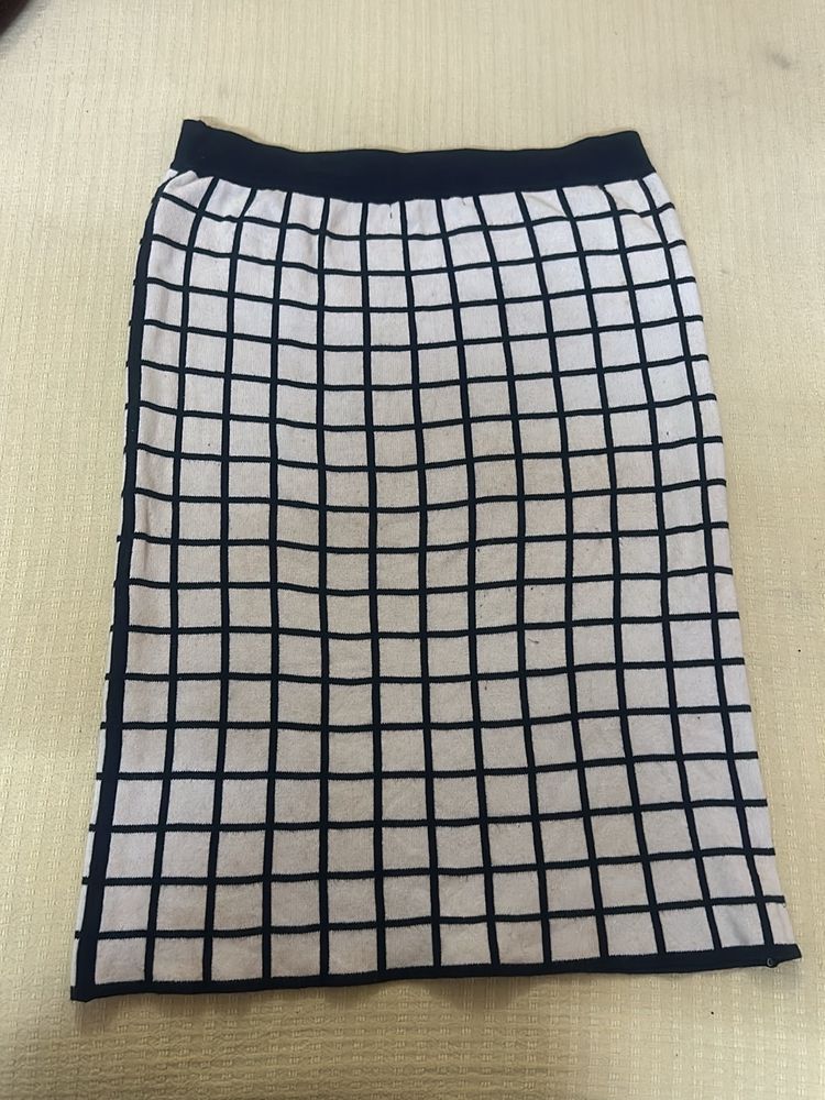 Forever 21 Woolen Skirt