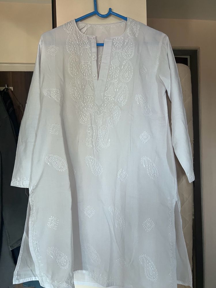 White Summer Cotton Kurti L Size