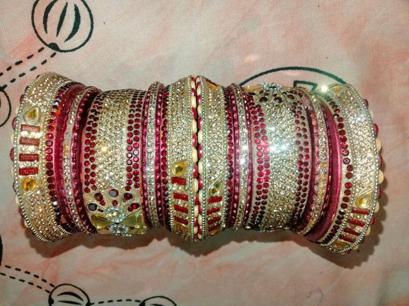 Lakh bangle set