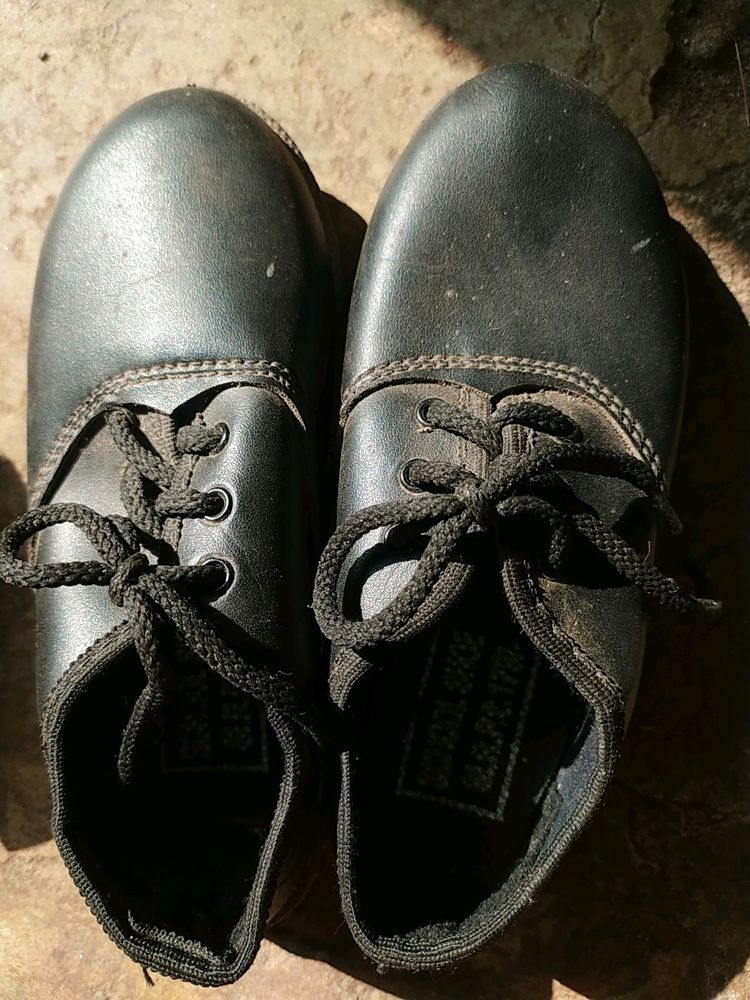 Black School Boot Size 10