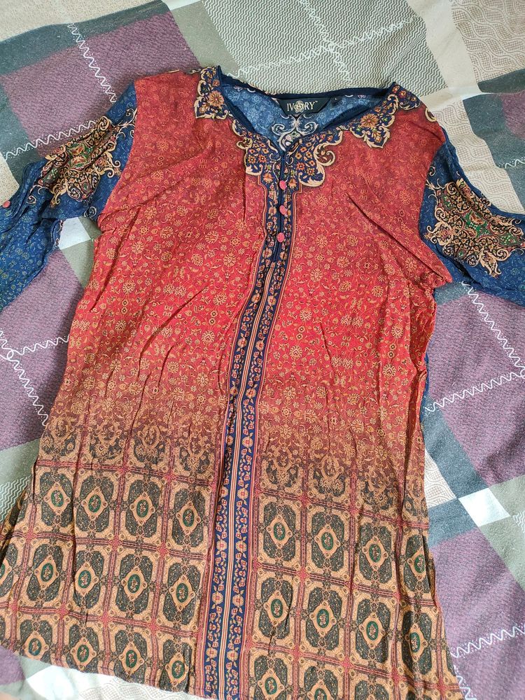 Ivory Short Kurti