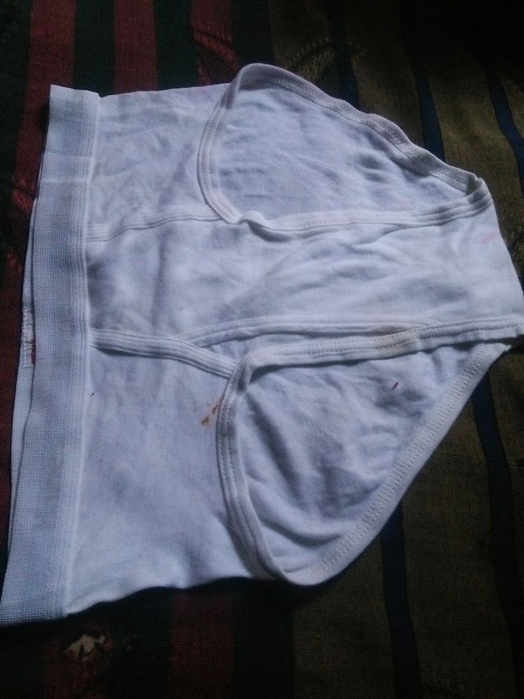 Boy White Brief L Size