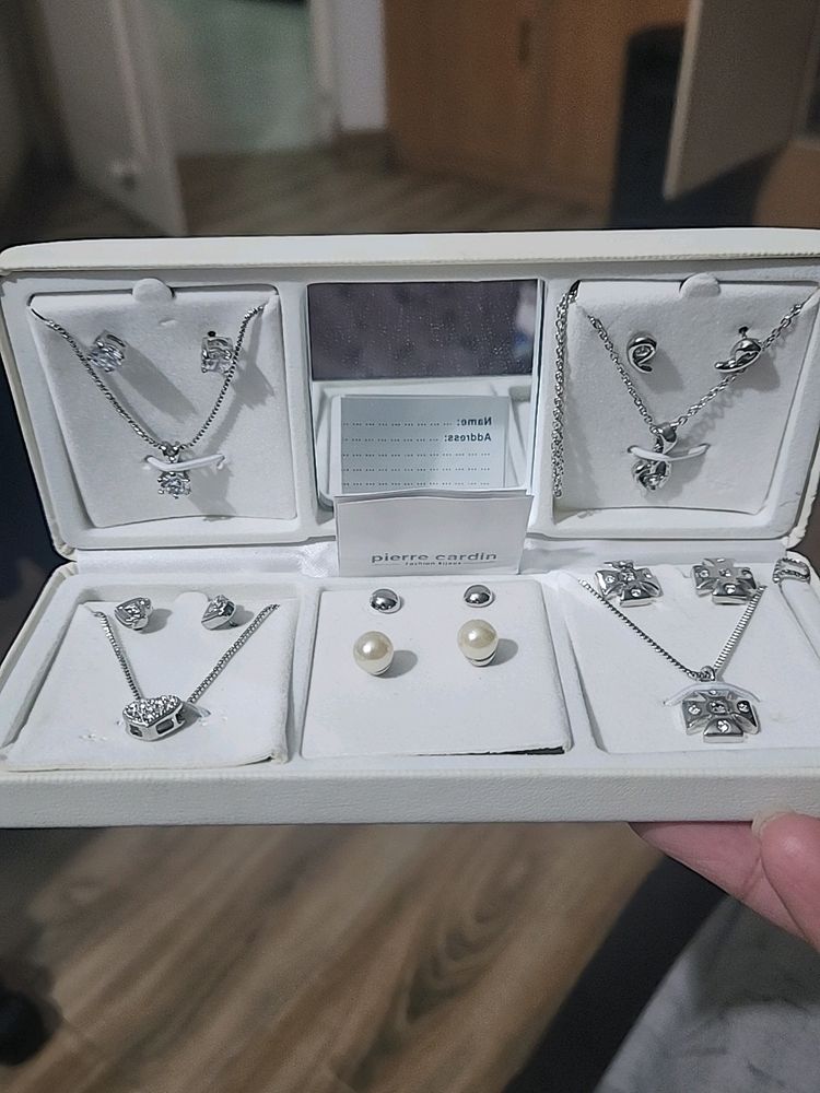 Pierre Cardin Jewellery Set