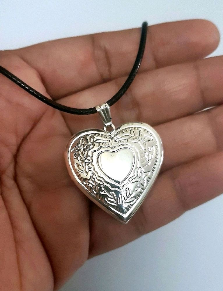 Big Silver Heart  Engraved Opening Photo Pendant