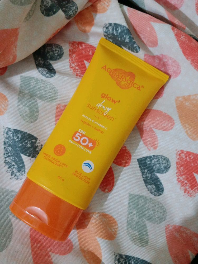 Aqualogica Glow Dewy Sunscreen