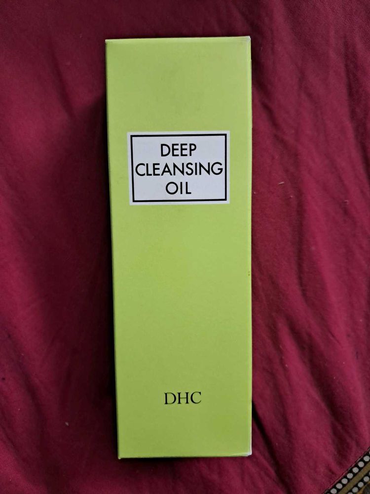 DHC Deep Cleansing Oil