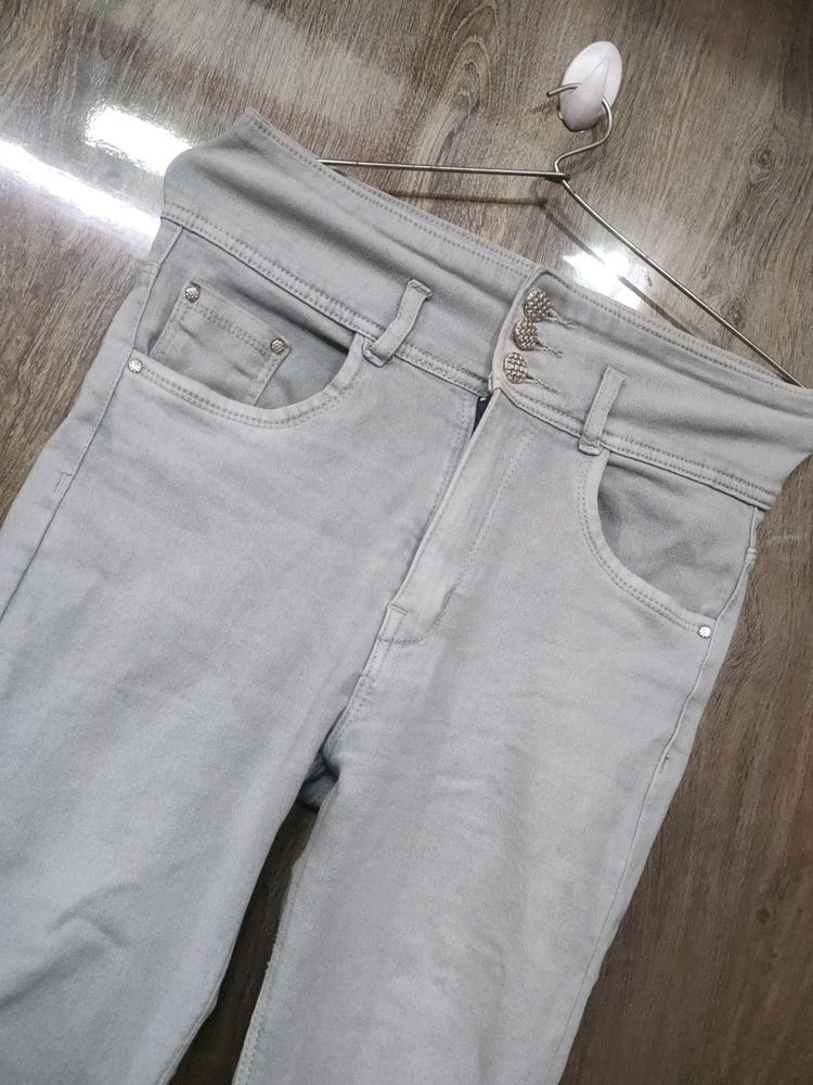 Off White 🤍 Skinny Jeans For Girls Or Women 😊