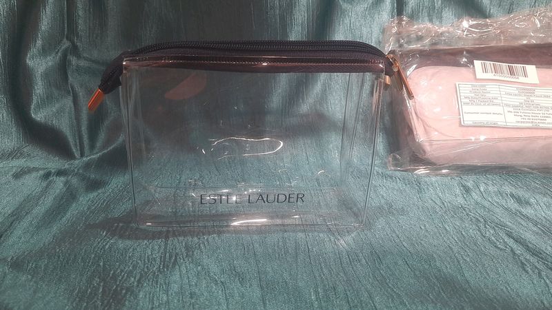 Estee Lauder Clutch ✨️💗