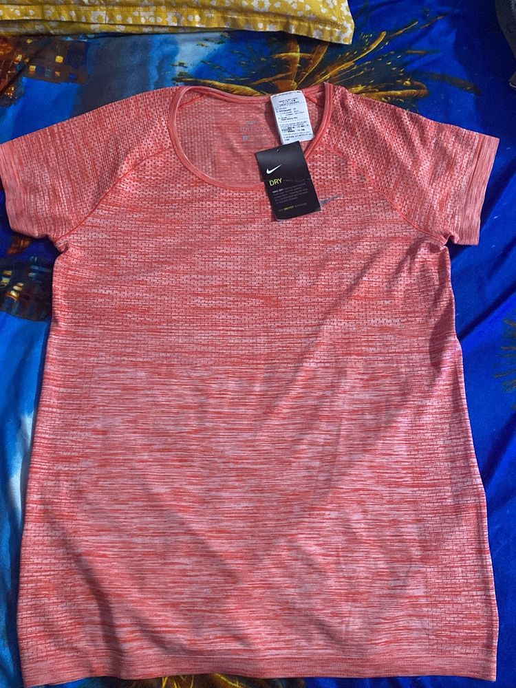 Nike Dri Fit Tshirt