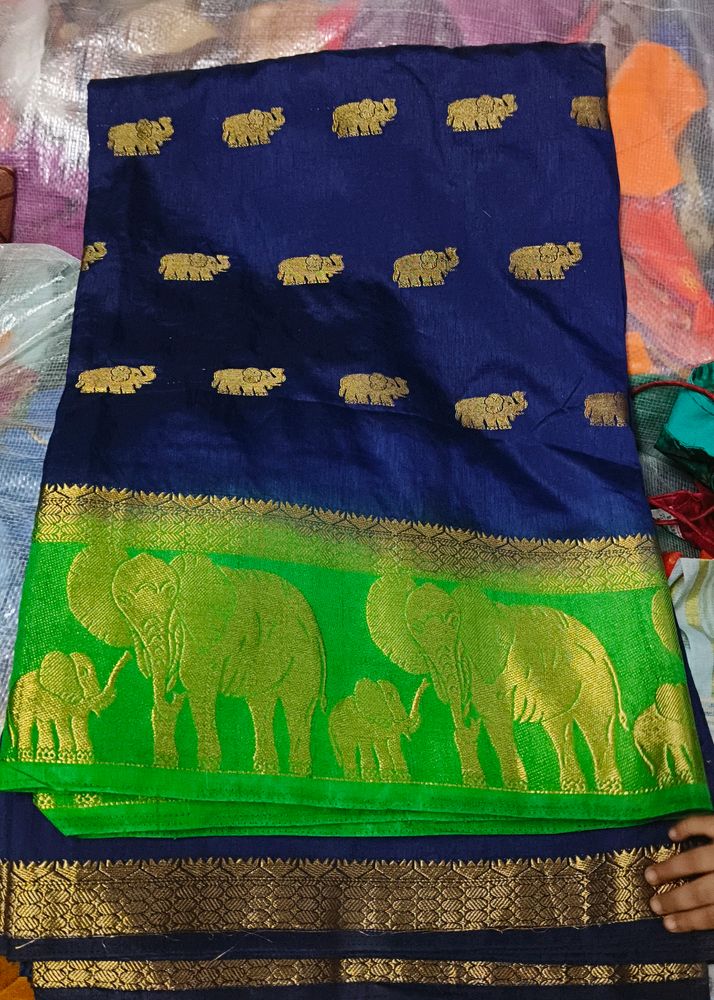 Saree With Broad Border ❤️