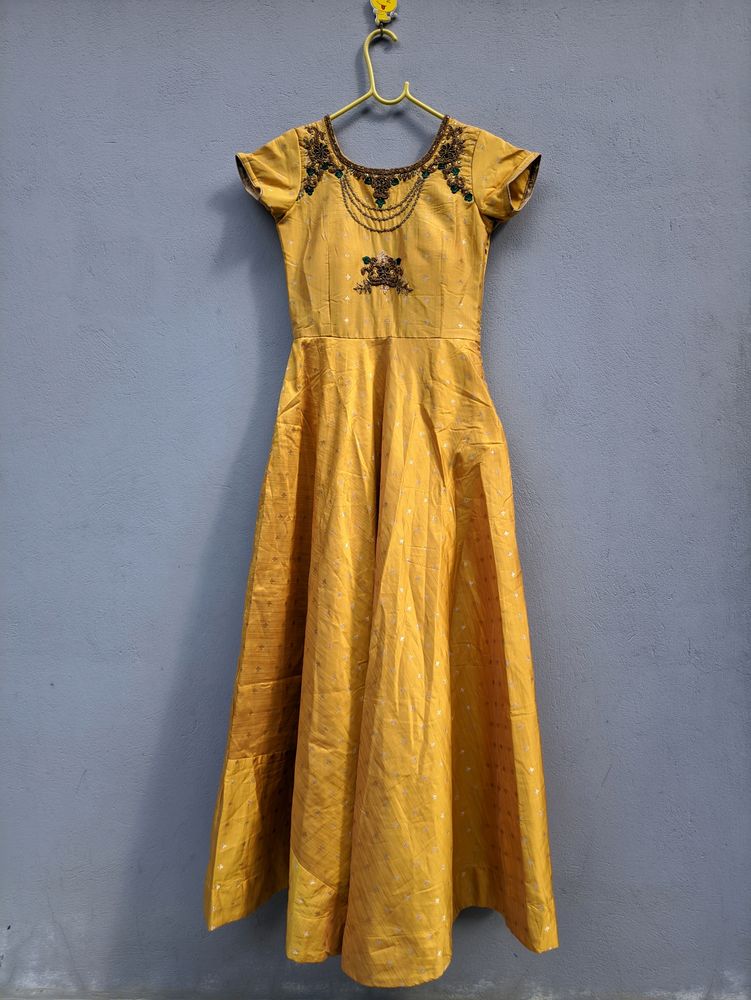 Women Ethnic Gown