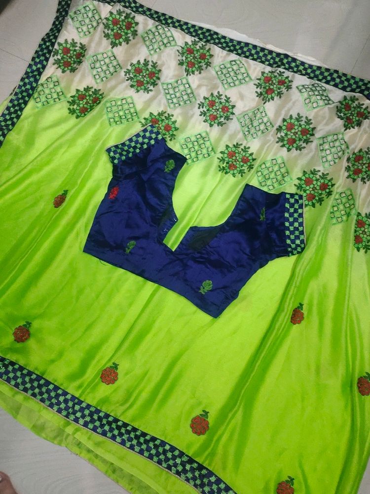 Green Colour Saree With Blouse