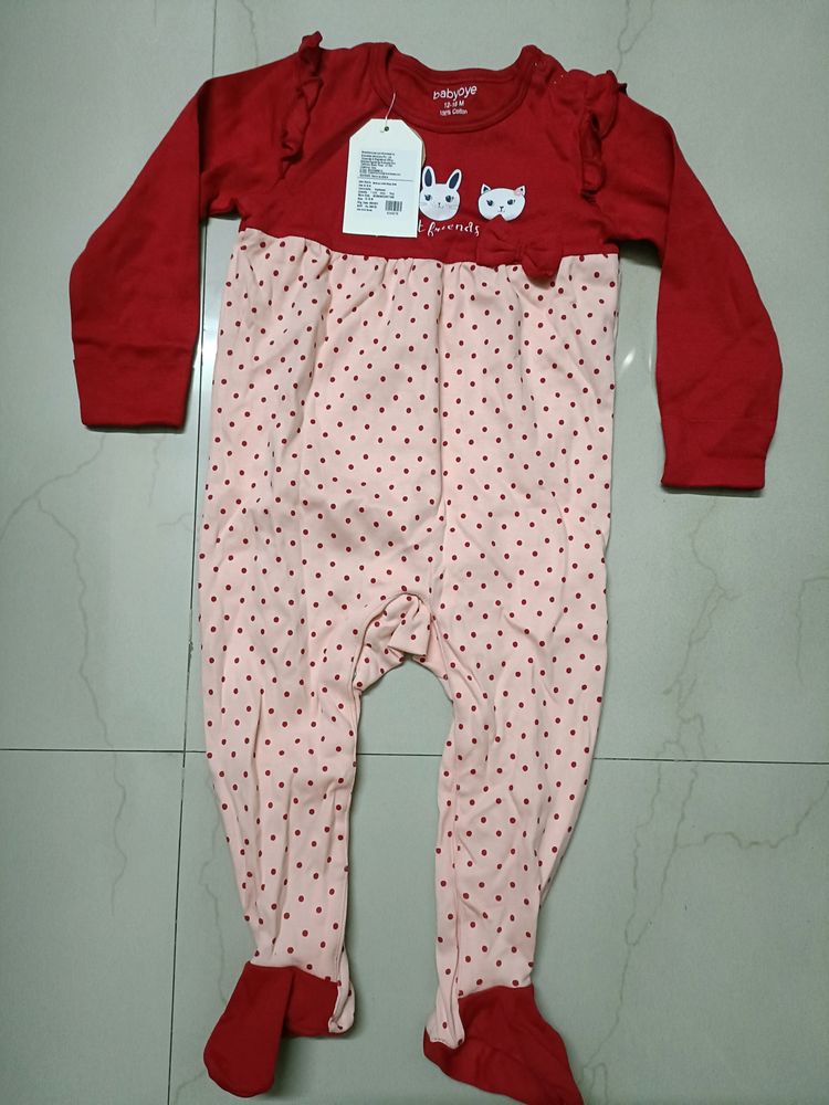 babyoye footed romper