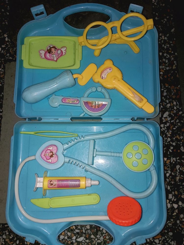 🔥 price Drop!😃 Loot! Kids Doctors Kit Set