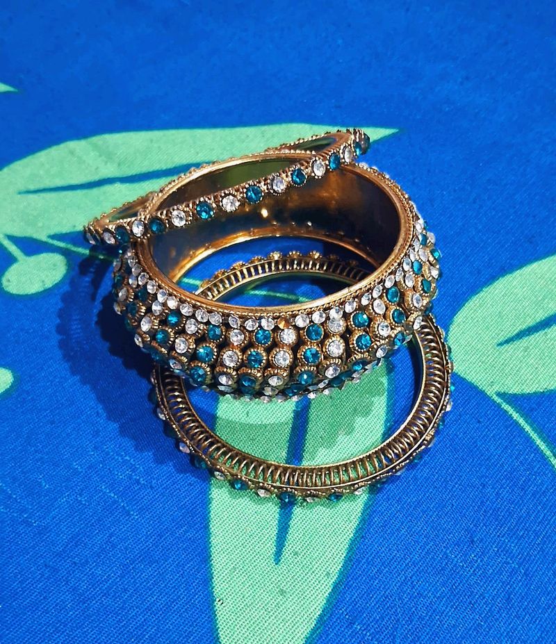 Heavy Beautiful Bangles💙🤍