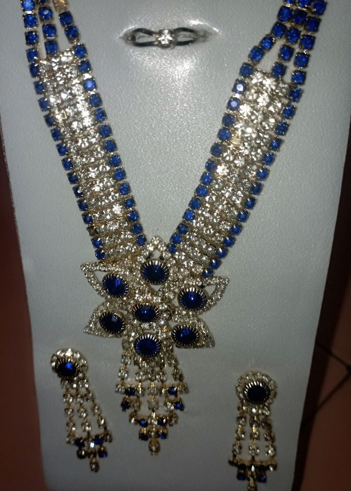 Blue Necklace Set