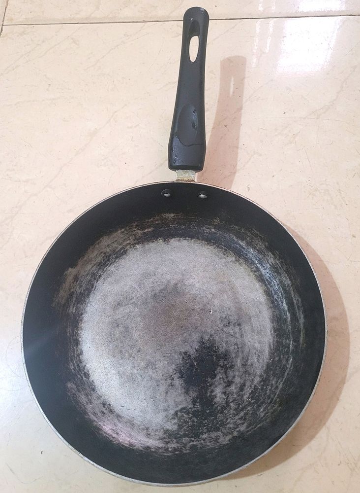 Used non-stick Tawa Pan