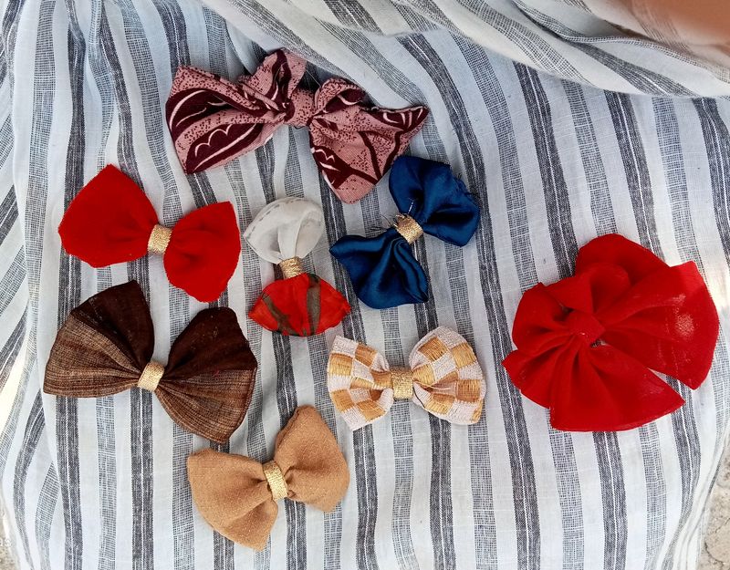 Set Of 12  Different And Beutiful Hair bows.