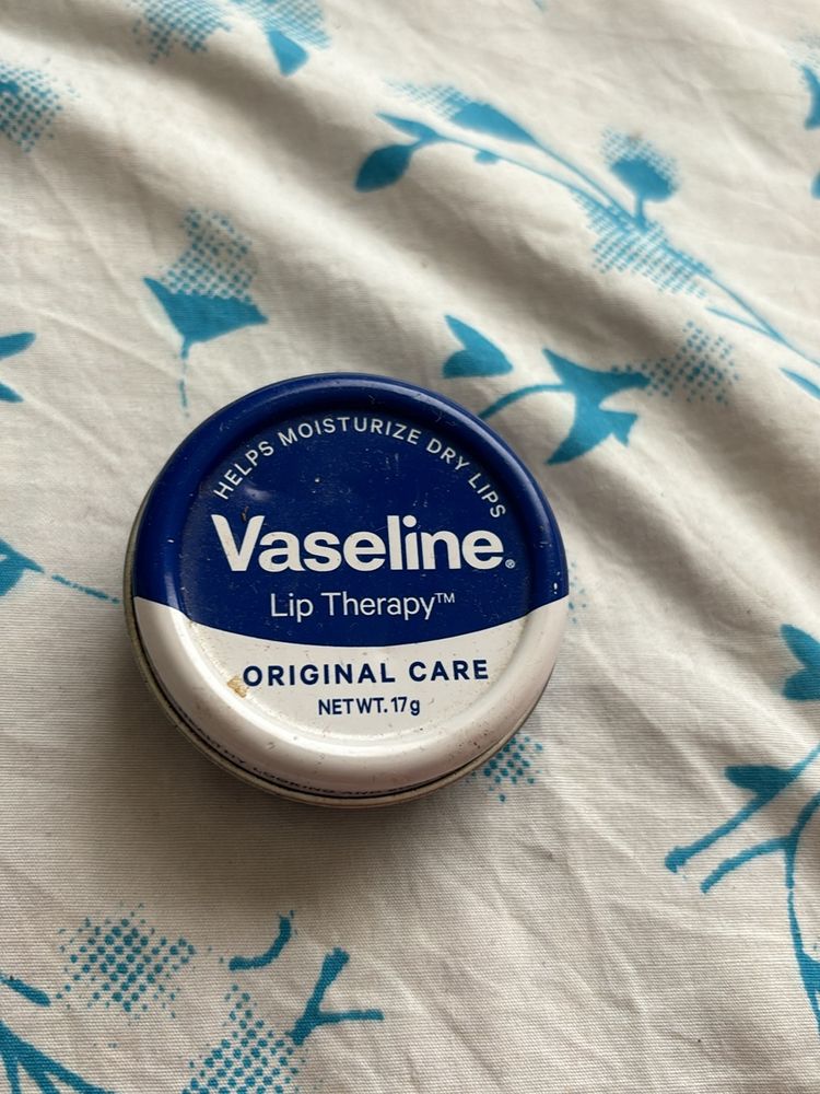 Vaseline Lip Therapy