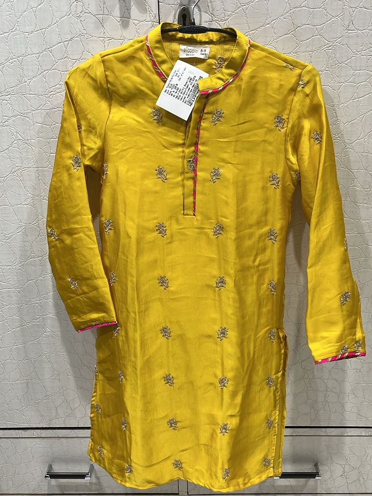 Festive Kurta In Yellow Color