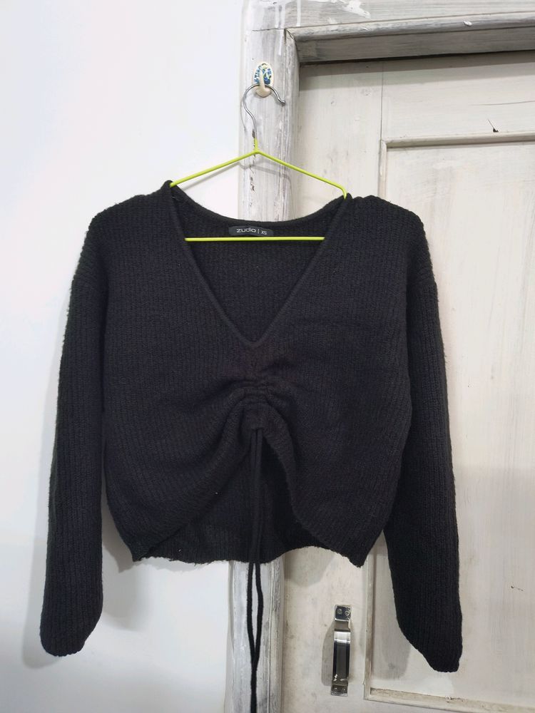 (SELL TILL THURSDAY) Rucched Black Top For Winters