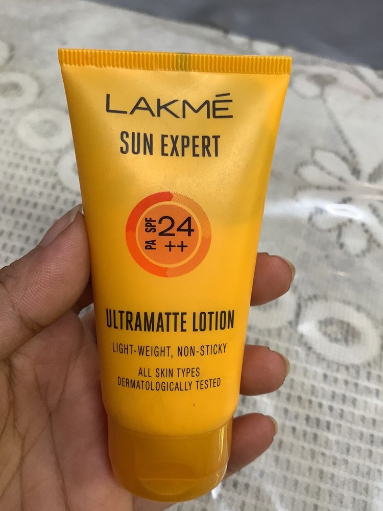 BRAND NEW UNUSED LAKME SUN EXPERT