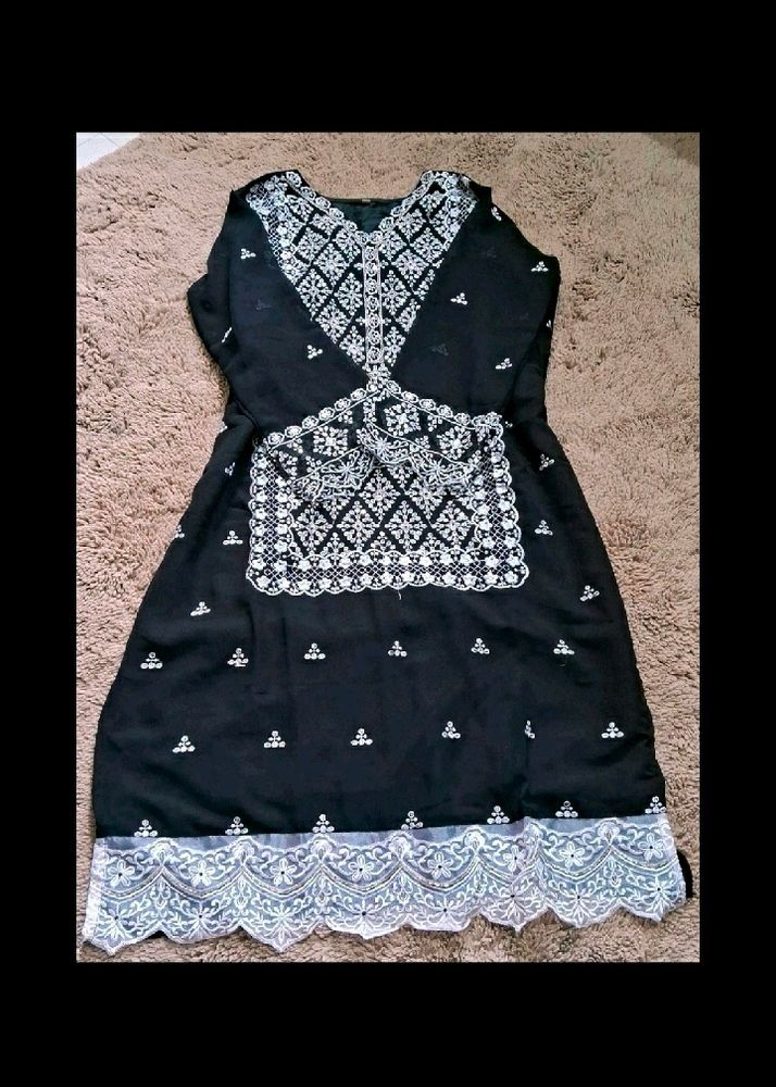 Pakishtani Kurti Set