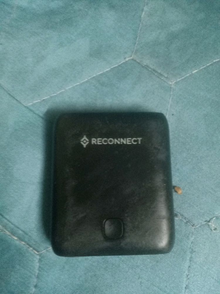 Reconnect Power Bank