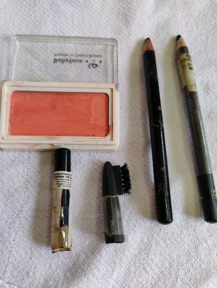 Combo Of Kajal/ Eyebrow Pencil/Blusher