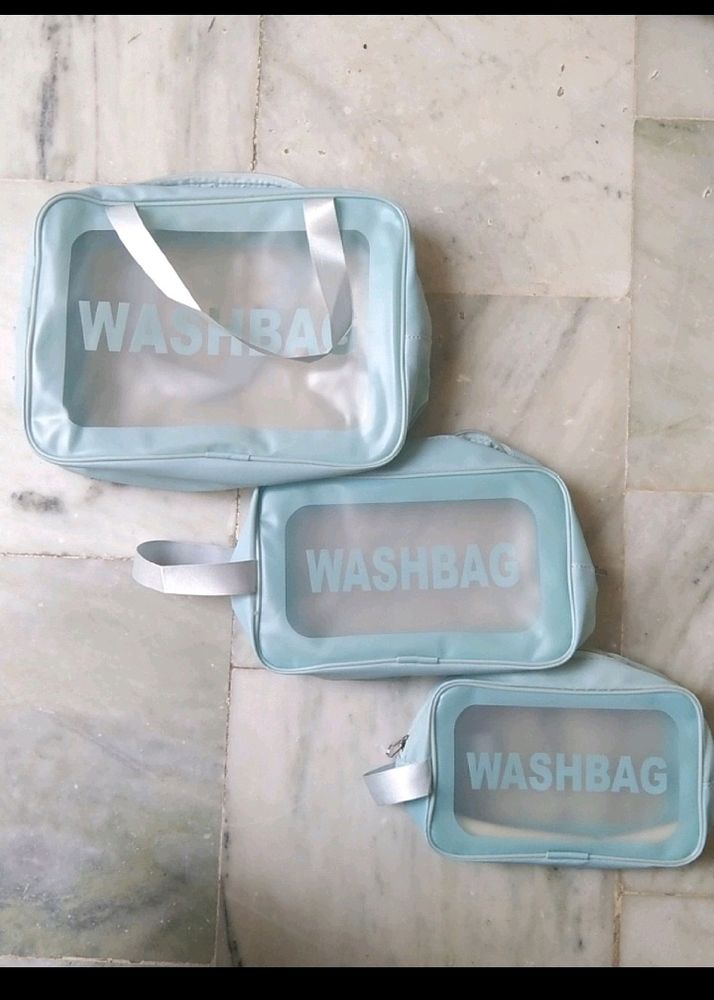 Wash Bag Set Of 3 And Sheet Mask