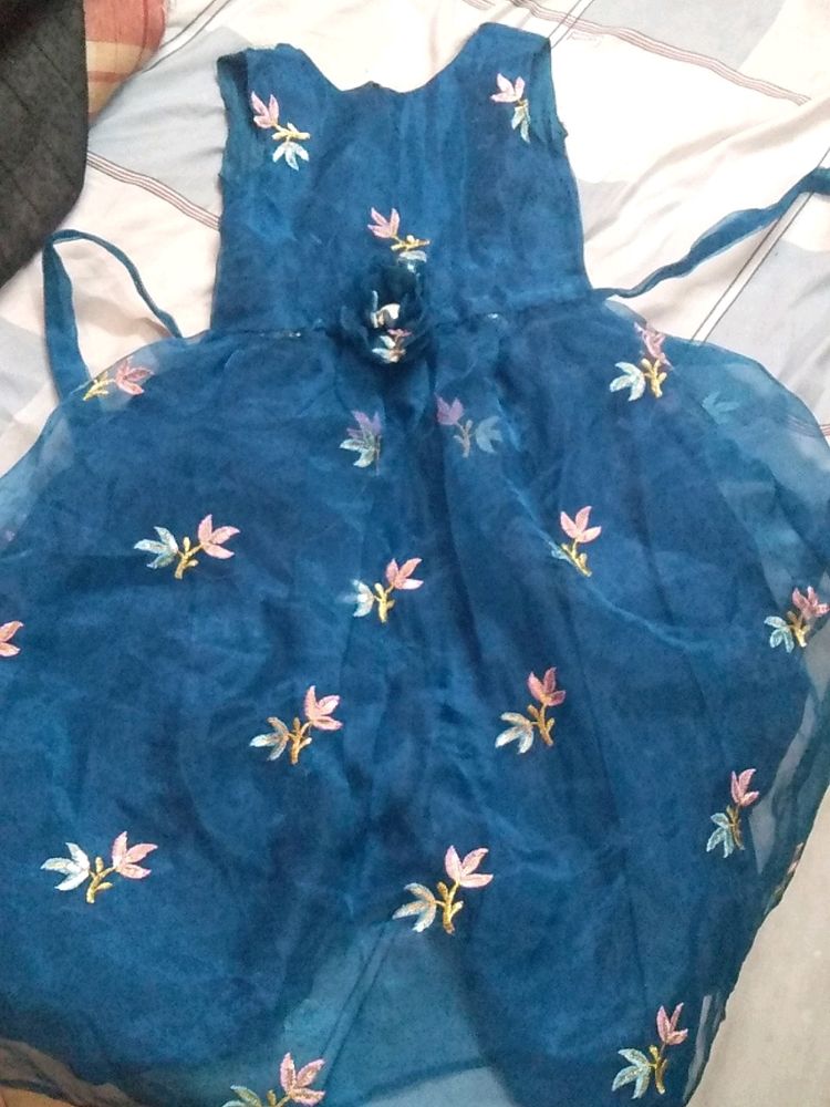 Gown For 6 Year's Old Girl