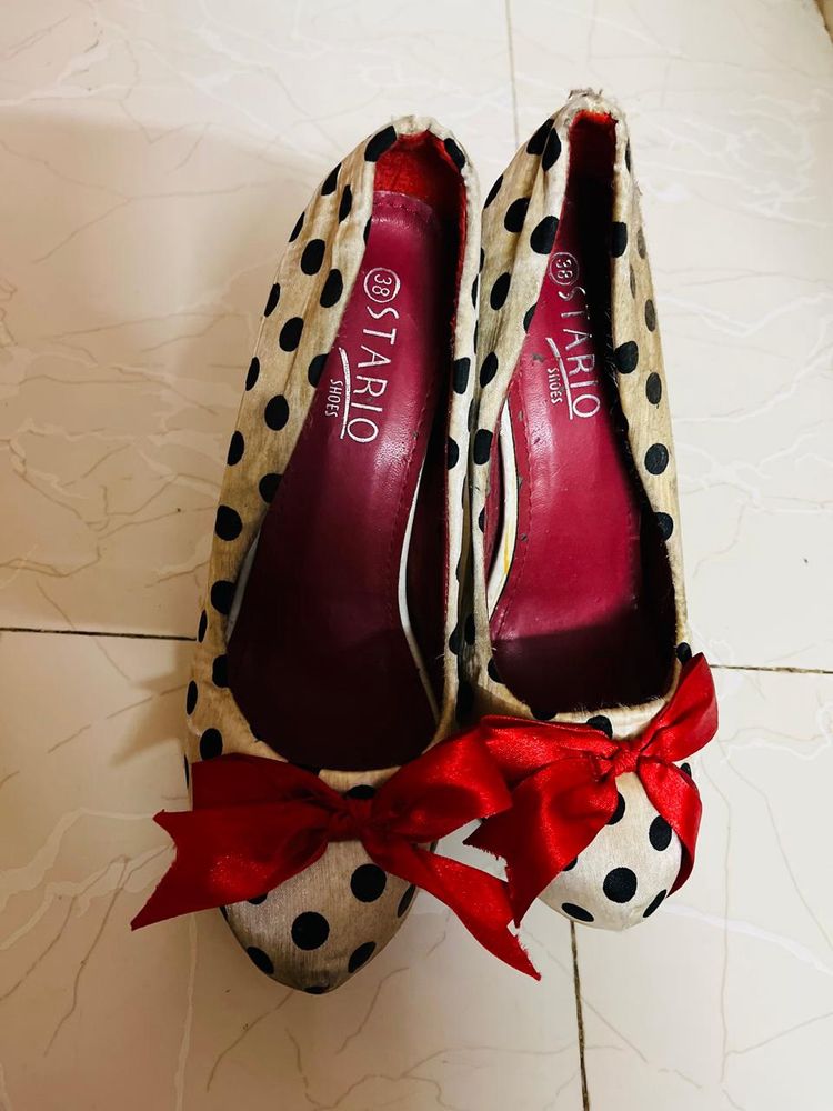 Korean Long Heels With Cute Bow