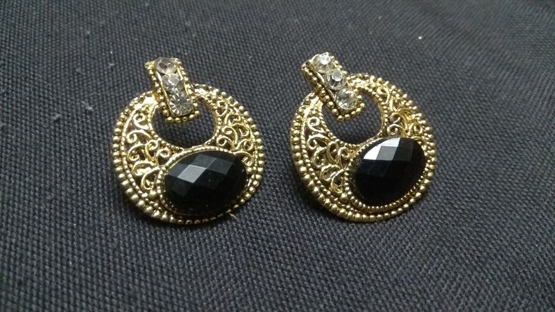 Black and Golden Oxidised Eartops