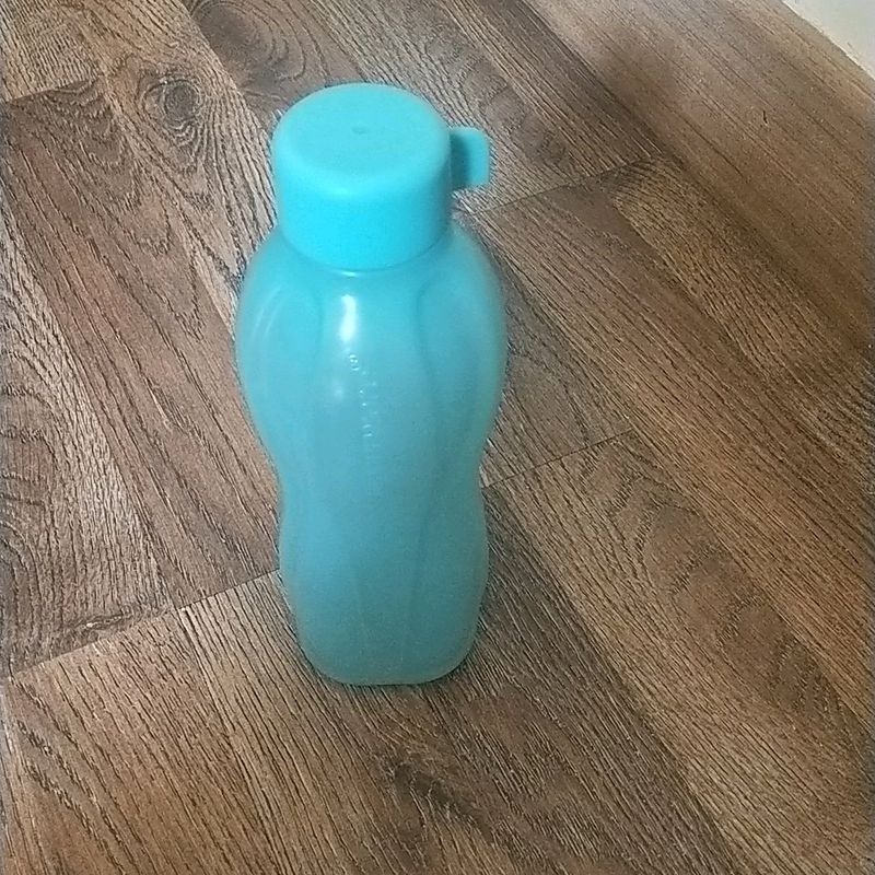 Tupperware Water Bottle - 500 ml