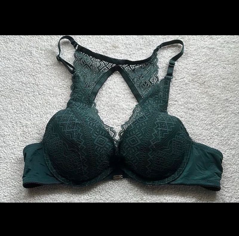 Sale‼️Green Lace Bra 💚