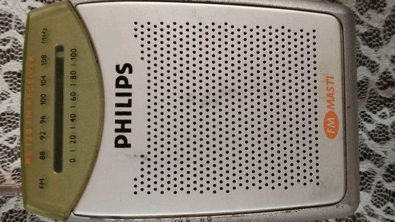 Philips FM/AM Radio