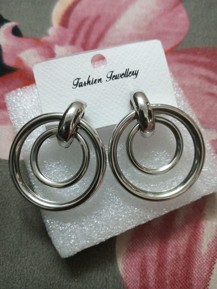 4 Pair Earrings