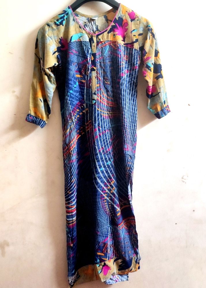 Woman Blue 💙 kurta , Size Xl .