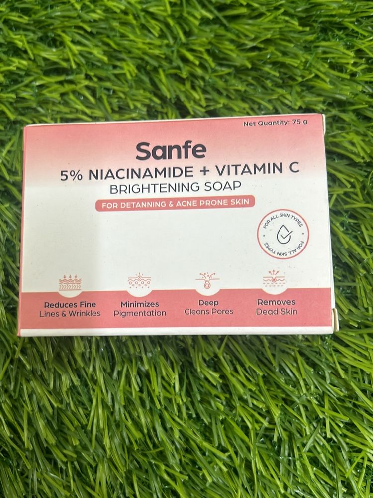 5% Niacinamide + Vitamin C Soap