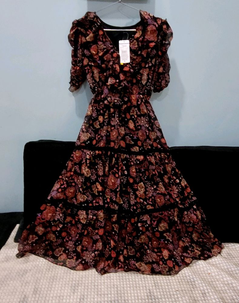 Quality Black&Rust Orange Floral Print Tiered Midi