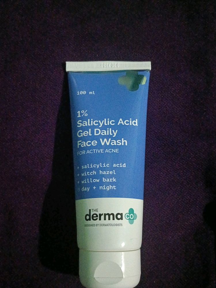 1% Salicylic Acid Face Wash For Acne And Oily Skin