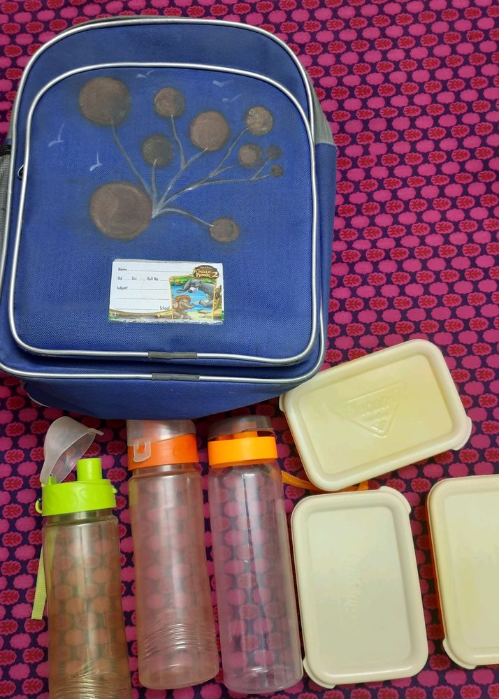 School Bag,lunch Boxes And Water Bottles