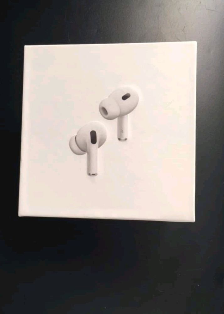 Airpod Pro 2nd Generation in white Colour